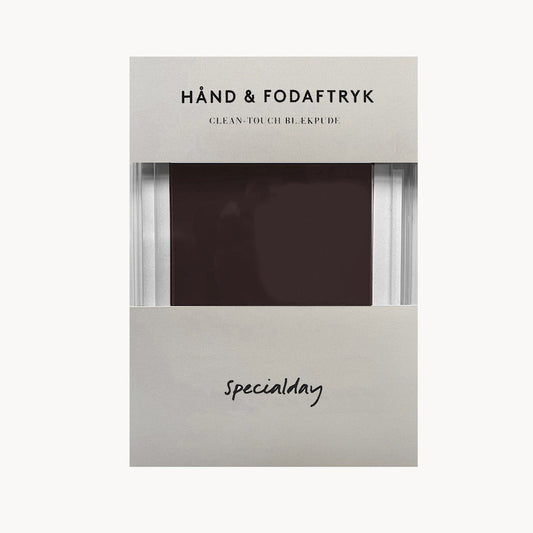 hand & footprint – chocolate brown